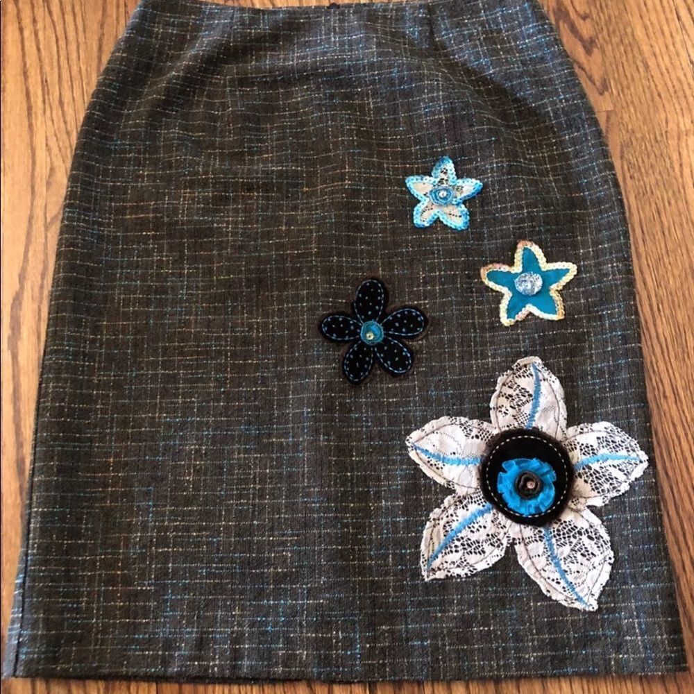Size 2 Bentley a. Skirt